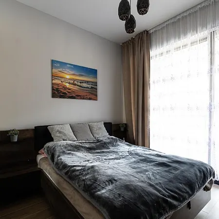 Przy Plaży W Rogowie, Między Morzem Bałtyckim A Jeziorem Resko, Otoczone Lasem I Ciszą - 2homerent * Rogowo (Gryfice)