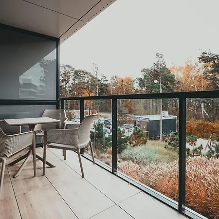 Przy Plaży W Rogowie, Między Morzem Bałtyckim A Jeziorem Resko, Otoczone Lasem I Ciszą - 2homerent Apartament