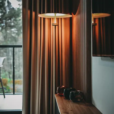 Przy Plaży W Rogowie, Między Morzem Bałtyckim A Jeziorem Resko, Otoczone Lasem I Ciszą - 2homerent *