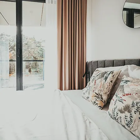 Przy Plazy W Rogowie, Miedzy Morzem Baltyckim A Jeziorem Resko, Otoczone Lasem I Cisza - 2homerent Apartment *