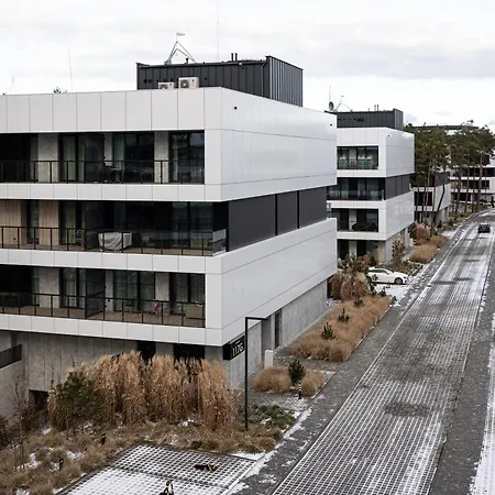 Apartament Przy Plaży W Rogowie, Między Morzem Bałtyckim A Jeziorem Resko, Otoczone Lasem I Ciszą - 2homerent *