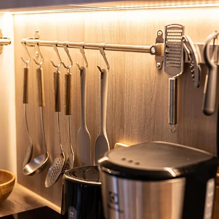 Przy Plaży W Rogowie, Między Morzem Bałtyckim A Jeziorem Resko, Otoczone Lasem I Ciszą - 2homerent