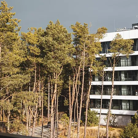 Przy Plazy W Rogowie, Miedzy Morzem Baltyckim A Jeziorem Resko, Otoczone Lasem I Cisza - 2homerent 아파트