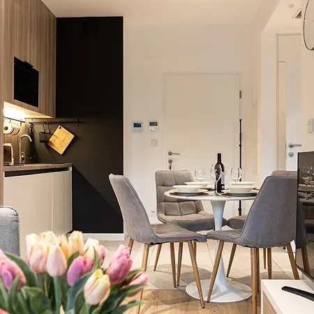 Apartment Przy Plazy W Rogowie, Miedzy Morzem Baltyckim A Jeziorem Resko, Otoczone Lasem I Cisza - 2homerent