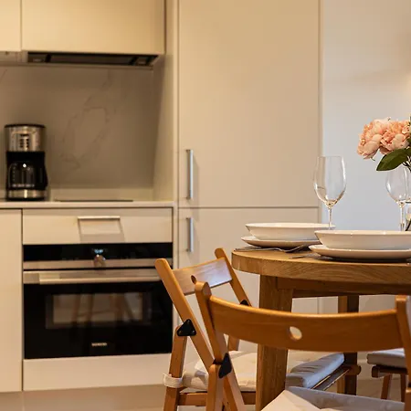 Apartment Przy Plazy W Rogowie, Miedzy Morzem Baltyckim A Jeziorem Resko, Otoczone Lasem I Cisza - 2homerent *