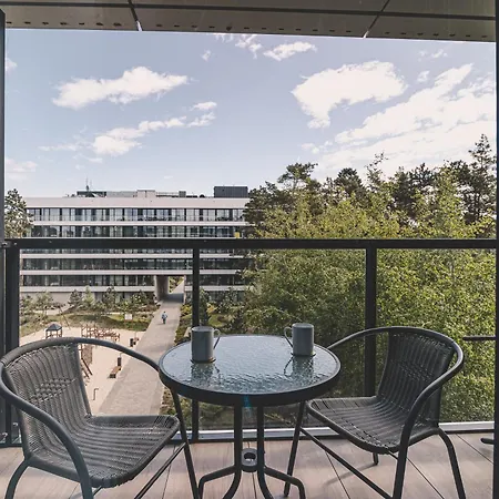 Przy Plazy W Rogowie, Miedzy Morzem Baltyckim A Jeziorem Resko, Otoczone Lasem I Cisza - 2homerent * 로고보