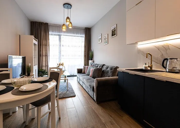 شقة Przy Plazy W Rogowie, Miedzy Morzem Baltyckim A Jeziorem Resko, Otoczone Lasem I Cisza - 2homerent