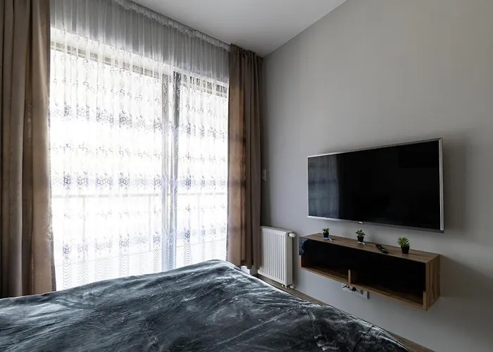 Przy Plazy W Rogowie, Miedzy Morzem Baltyckim A Jeziorem Resko, Otoczone Lasem I Cisza - 2homerent روغوفو