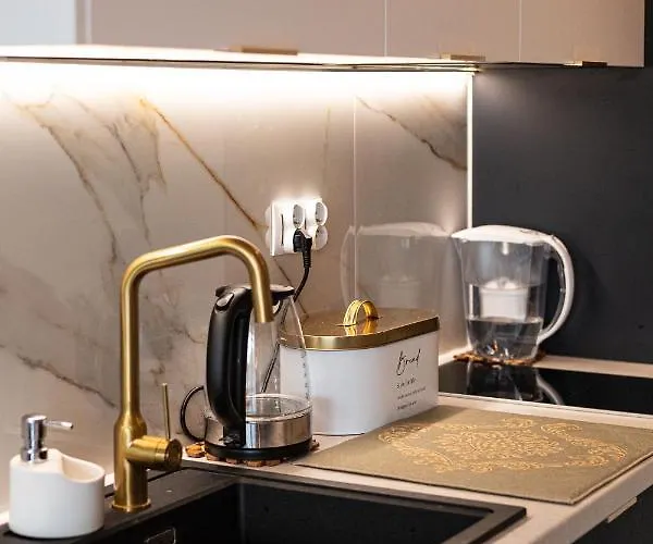 Przy Plazy W Rogowie, Miedzy Morzem Baltyckim A Jeziorem Resko, Otoczone Lasem I Cisza - 2homerent