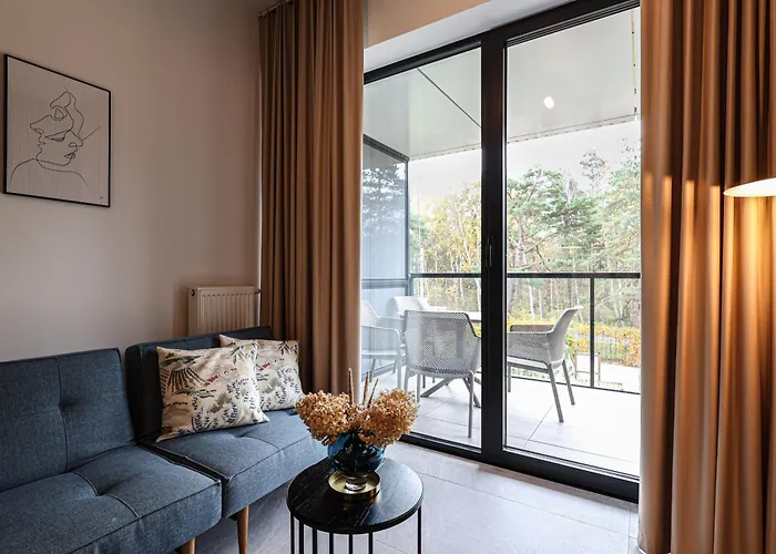 Przy Plazy W Rogowie, Miedzy Morzem Baltyckim A Jeziorem Resko, Otoczone Lasem I Cisza - 2homerent