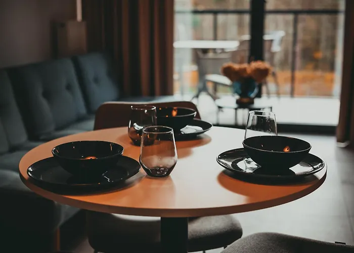 Przy Plazy W Rogowie, Miedzy Morzem Baltyckim A Jeziorem Resko, Otoczone Lasem I Cisza - 2homerent