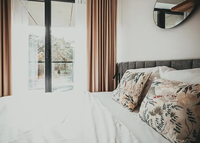 Przy Plazy W Rogowie, Miedzy Morzem Baltyckim A Jeziorem Resko, Otoczone Lasem I Cisza - 2homerent شقة *