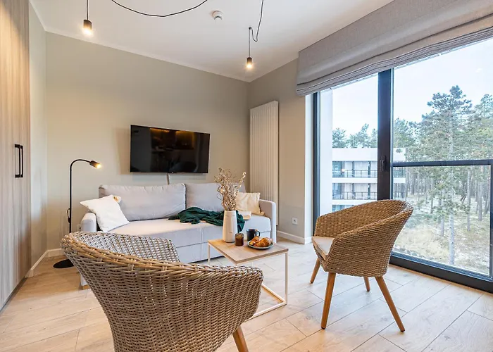 Przy Plazy W Rogowie, Miedzy Morzem Baltyckim A Jeziorem Resko, Otoczone Lasem I Cisza - 2homerent روغوفو