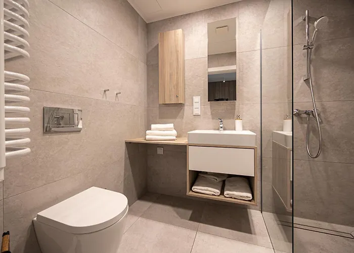 شقة Przy Plazy W Rogowie, Miedzy Morzem Baltyckim A Jeziorem Resko, Otoczone Lasem I Cisza - 2homerent