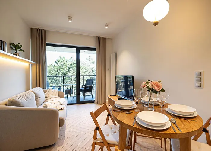 Przy Plazy W Rogowie, Miedzy Morzem Baltyckim A Jeziorem Resko, Otoczone Lasem I Cisza - 2homerent شقة